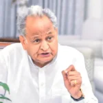 बाड़मेर रिफाइनरी विवाद: गहलोत का BJP पर तीखा प्रहार